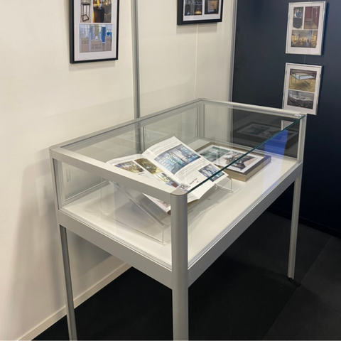 Table display case - TAV120