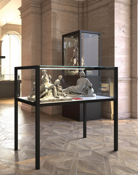 Display case on base - MUS60R